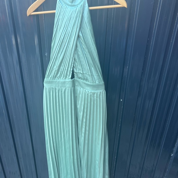 Lulus Totally Charming Sage Green Satin Pleated Halter Midi Dress L - Picture 5 of 16